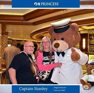 Meet your Posher, Dina